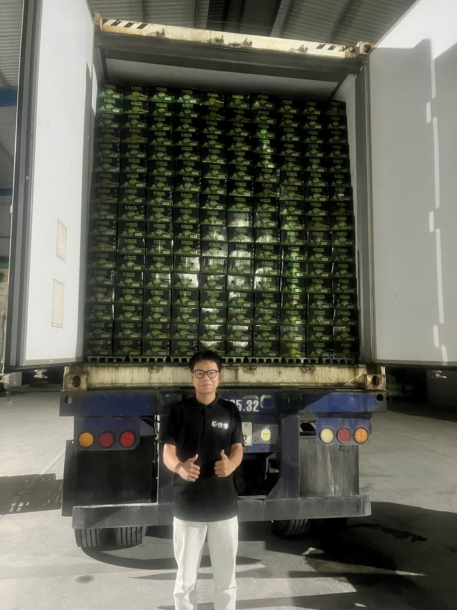 Container Loading and International Delivery